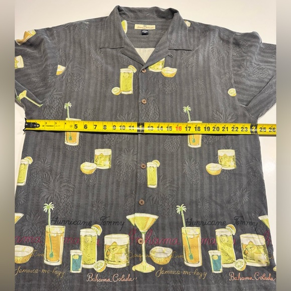 Tommy Bahama Relax Size LRG 100% Silk Bahama Colada Hurricane Tommy Short Sleeve - Picture 7 of 8